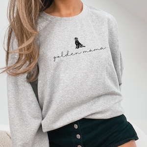 Golden Mama Shirt, Golden Retriever, Golden Retriever Sweatshirt, Dog Sweatshirt, Golden Mom, Dog Mom Gift for Dog Lover