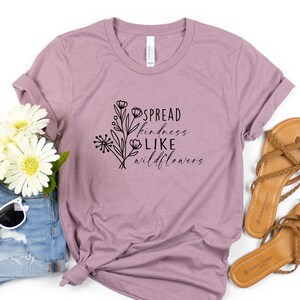 Wildflower T-shirt, Wild Flowers Shirt, Floral Tshirt, Flower Shirt, cadeau voor vrouwen, dames shirts, beste vriend cadeau