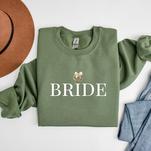Bride Sweatshirt for Bride Crewneck Future Mrs Bride To Be GIft for Engagement Party Gift fo New Bride, Fiancé Shirt, Fiancée