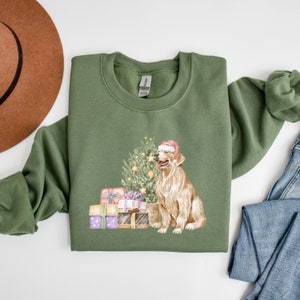 Golden Retriever Sweatshirt, Golden Retriever Christmas Shirt, Christmas Dog Sweatshirt, Golden Mom Sweatshirt, Golden Retriever