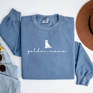 Comfort Colors Golden Retriever Sweatshirt, Sweatshirt For Dog Lovers, Golden Mama Dog Sweatshirt, Golden Mom, Dog mom gift