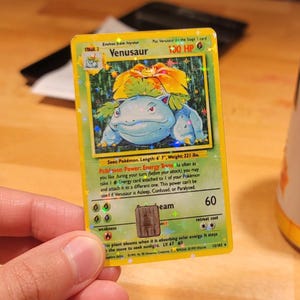 Adesivos de cartão de crédito personalizados e carteira MagSafe | Decalques de cartas Pokémon | Pacote com 2 | Opções de holograma | Capa para cartão de crédito | Capa para iPhone com suporte tipo carteira