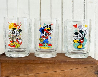 Vintage McDonalds Disney Glasses, Disney 2000 Mickey Mouse Glasses, Vintage McDonalds, Vintage Disney,  Disney Collector Glass, Walt Disney