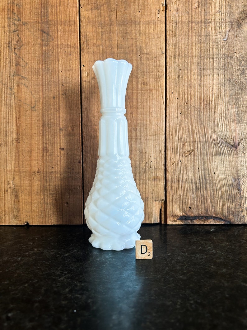 Milk Glass Vase, Anchor Hocking Vase, Milk Glass Vase, Vintage Milk Glass, Hazel Atlas Milk Glass Vase, White Vase, Tall Vase, Glass Vase D.