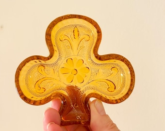 Amber Indiana Pressed Glass Small Club Clover Shamrock Dish, Ring Dish, Trinket Dish, Indiana Glass Club Dish,