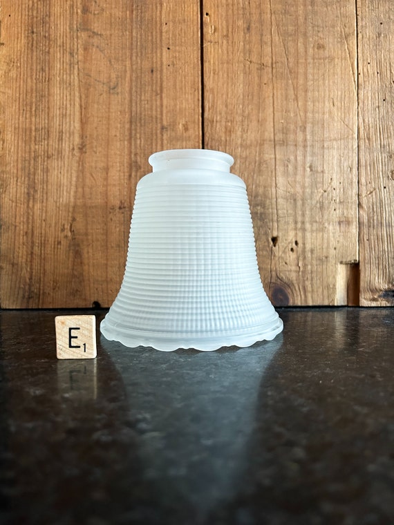Glass Lamp Shade, Replacement Glass Lamp Shade, Antique Lamp Shade, Small Lamp Shade, Art Deco Lamp Shade, Amethyst, Fenton Button and Daisy