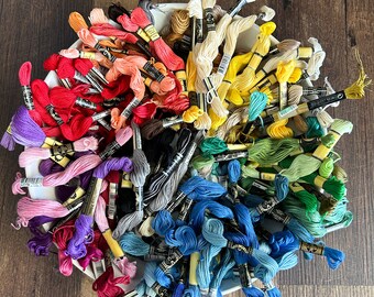 Embroidery Thread, 150 Pieces of Embroidery Floss, Multiple Colors, Embroidery Floss, Vintage Sewing Notions, Cross Stitch,