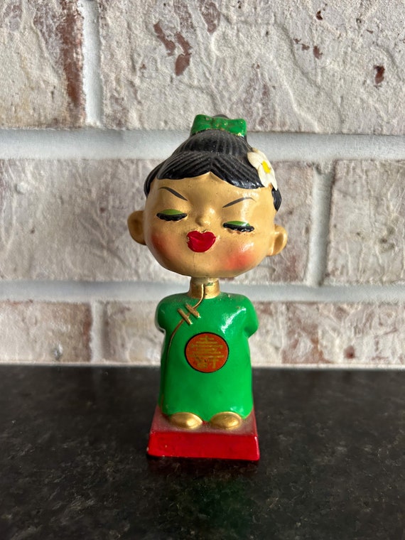人形 Bobble Head Doll Midcentury Japan Ceramic Bobblehead Vintage Japanese Nodder Doll