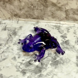 Spooky Halloween Resin Frog Figurine with Spider Inside - Unique Decorative Toad - Halloween and Frog Lover Gift