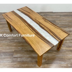 Weißer Epoxidtisch, Live Edge-Holztisch, Epoxidflusstisch, Naturholz, Ozean-Epoxidharztisch, weißer Harztisch, Beistelltisch
