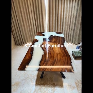 Weißer Epoxy Tisch, Live Edge Holztisch, Epoxy River, Naturholz, Esstisch, Holz Ozean Epoxy Tisch, weißer Harztisch