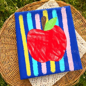 Manzana de crayón PNG, lindo diseño de aula de maestra, gráfico para camiseta de regreso a clases