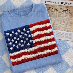 Bandera estadounidense PNG con hilo mechonado, diseño patriótico texturizado, arte de la bandera de EE. UU.