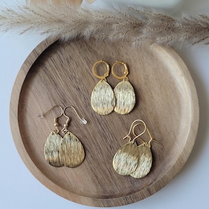 Gold Teardrop Earrings | Dainty Gold Drop Earrings | Minimalist Teardrop Jewelry | Lightweight Gold Earrings | Bridesmaid Gift | Everyday