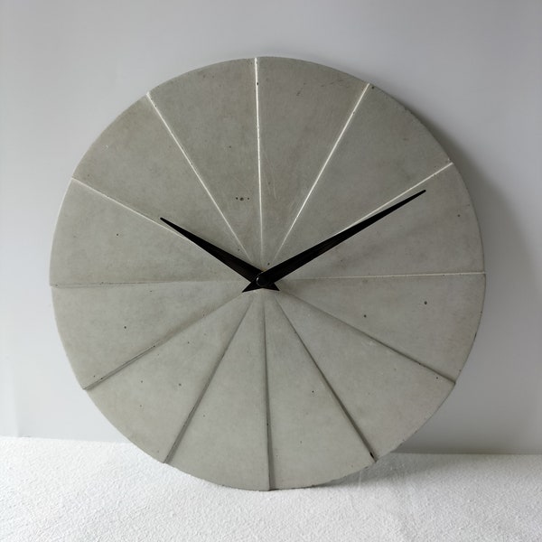 Horloge murale moderne gris ciment élégante, décoration murale design, design art déco, cadeau de Noël pour la maison