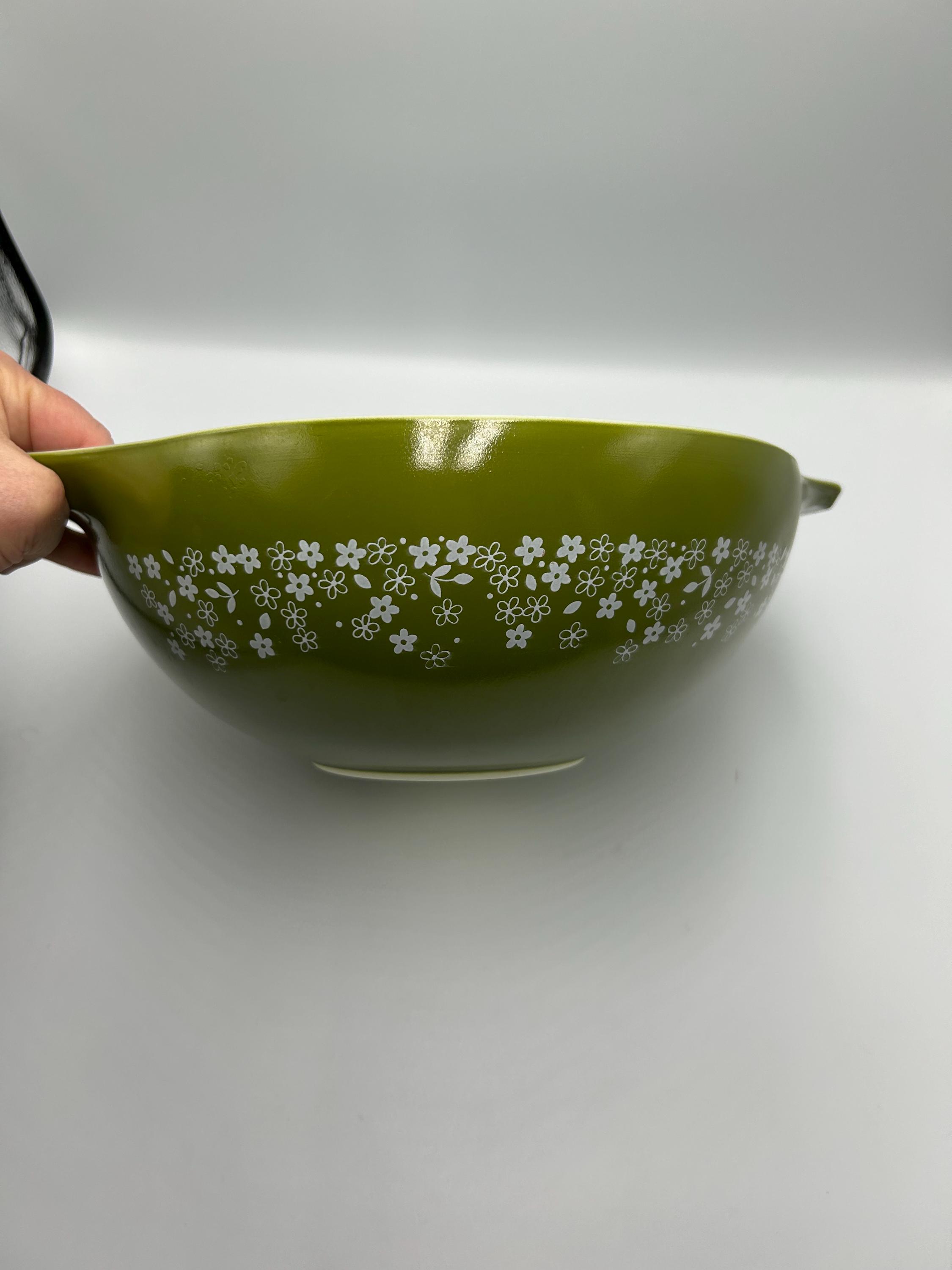 Pyrex Cinderella Spring Blossom Crazy Daisy Avocado Quart Mixing