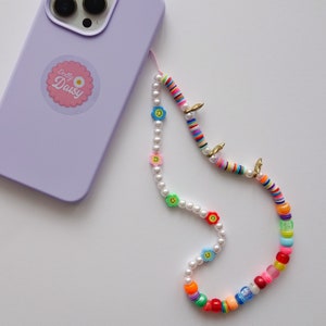 Pearls Cute Daisy & Gold Star Phone Charm | Phone Bracelet | iPhone Charm | Y2K Phone Charm | Beaded Phone Strap | Bead Phone Chain | Custom