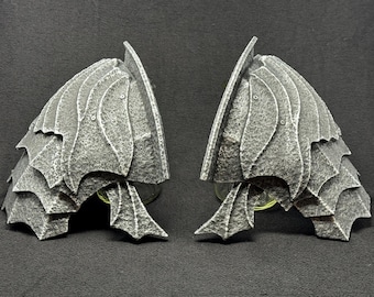 Witch-king shoulder armor