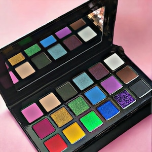 Empty Makeup PALETTE With Pans You Mix Colors Eyeshadow Palette