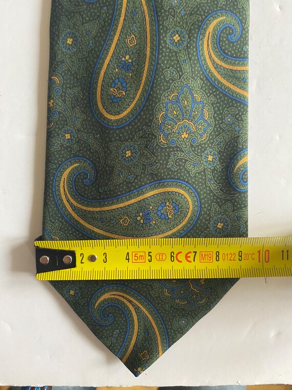 Cravate En Soie 100% Main - Motif Noeuds Bleu Marine - Franck Namani - Larg. 10 Cm