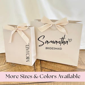Custom Gift Bags,Personalized Name Bags, gift bags with bow, Thank You Gift, Birthday Gift Bags, Wedding Gift Bags, Bridesmaid Gift Bags bild 1