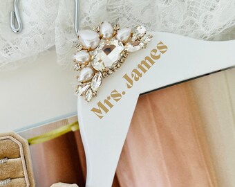 Wedding Hanger, Bride Hanger, Personalized Hanger, Bridal Hanger, Wedding Dress Hanger, Custom Bridesmaids Hangers, Mrs Name Hanger Modern