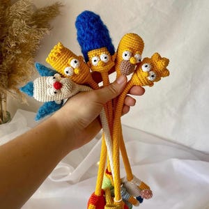 Crochet Simpsons Keychain – Handmade Character Keychains – Custom Cartoon Gift