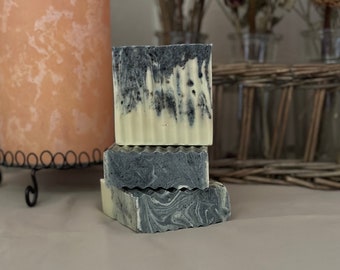 Exfoliating Activated Charcoal Coffee Bar