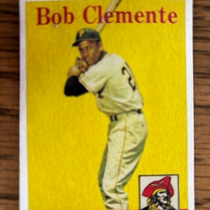 Roberto Clemente 52 Baseball Card. Pittsburgh Pirates Nice Aged Reprint Novelty image 1