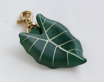 Alocasia Micholitziana Leather Bag Charm, Plant Key Chain, Bag Accessories, Small Decor Gift with Shiny Brass Clasp, Gift for Plant Lovers