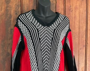 Ohne Titel black, red whie geometric pattern pullover, Medium