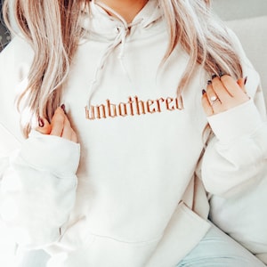 Embroidered Custom Hoodie, Your Text Handmade Sweatshirt, Custom Sweater afbeelding 5