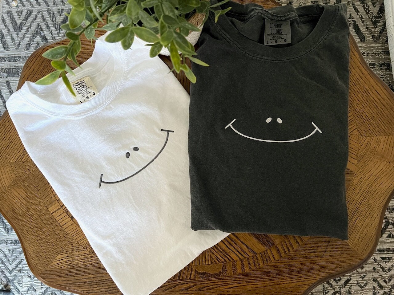 Smile Face Comfort Colors Tee, Cute Smile Shirt, Happy T-Shirt, Embroidered Tee, Embroidered Shirt, Custom Shirt, Retro Smile Face Shirt