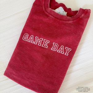 Custom Embroidered Corded Sweatshirt, Varsity Crewneck, Embroidered Waffle Knit Crewneck, Personalized Crew, Custom Sweatshirt, Oversized bild 5