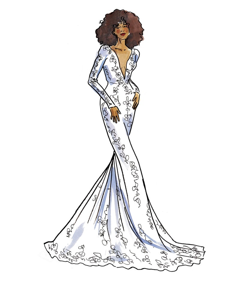 Op de afbeelding: Een vrouw in een witte bruidsjurk met een diep decollet&eacute; en lange mouwen. De jurk heeft ingewikkelde kantdetails en een vloeiende sleep.