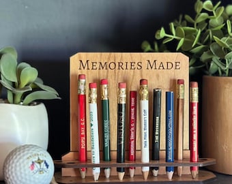 Mini expositor de madera de cerezo para 13 lápices de golf. ¡Empieza tu colección!