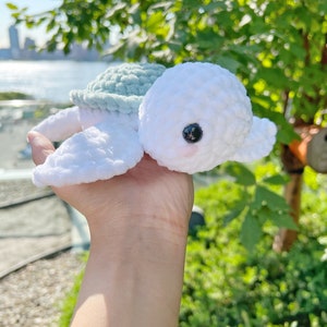 Clive the Tiny Sea Turtle | Crochet Turtle | Turtle Amigurumi