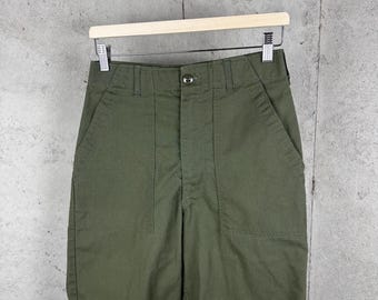 True Vintage 70s Green U.S. Military USMC OG507 OG107 Hemmed Vietnam War Fatigue Field Shorts 28x9.5