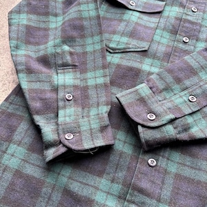Vintage 80s Pendleton Forest Green Rustic Western Wool Flannel Button Up Shirt Medium image 5