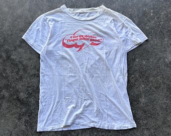 True Vintage 70s Hanes Brand White Cotton “Finger Licking Good” KFC Promo Americana Water Print Graphic T-Shirt Medium