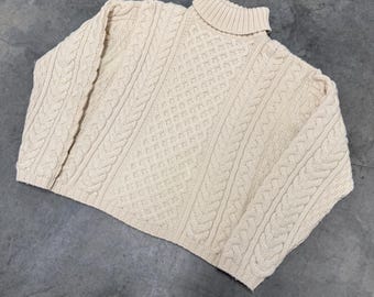 Vintage 1980s wool Irish cable knit cream sweater Large