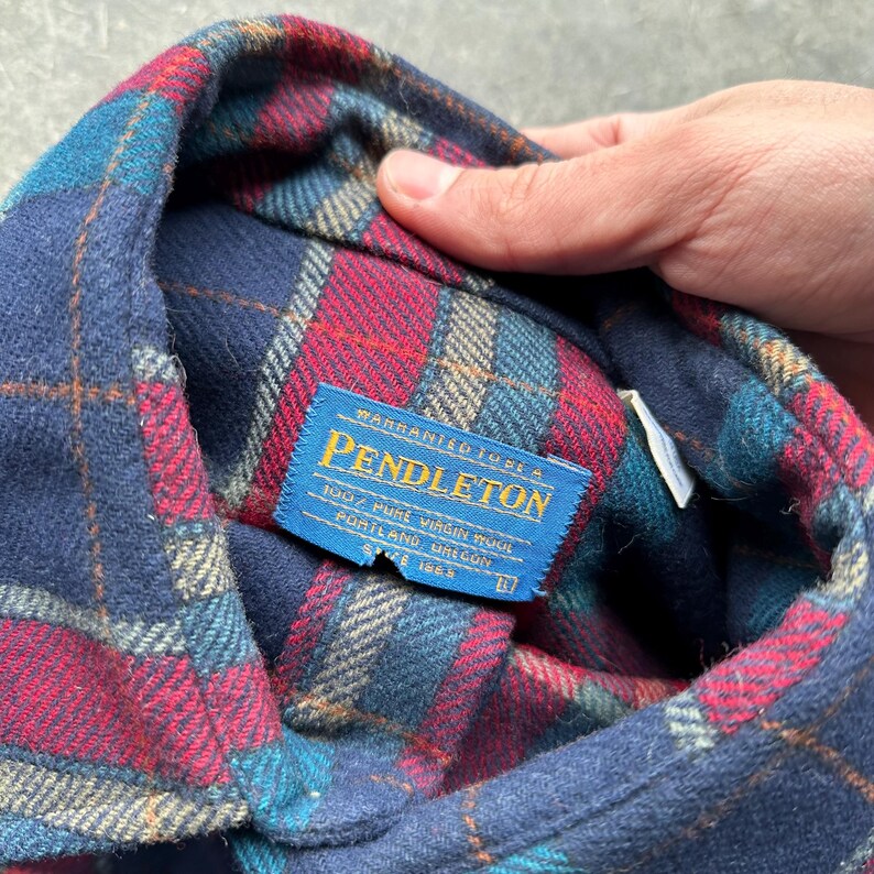 Vintage 90s Pendleton Autumn Tones Rustic Leather Elbow Patch Western Wool Flannel Button Up Shirt Large Bild 7