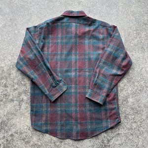 Vintage 90s Pendleton Cozy Red & Green Tones Rustic Western Wool Flannel Button Up Shirt Large image 7