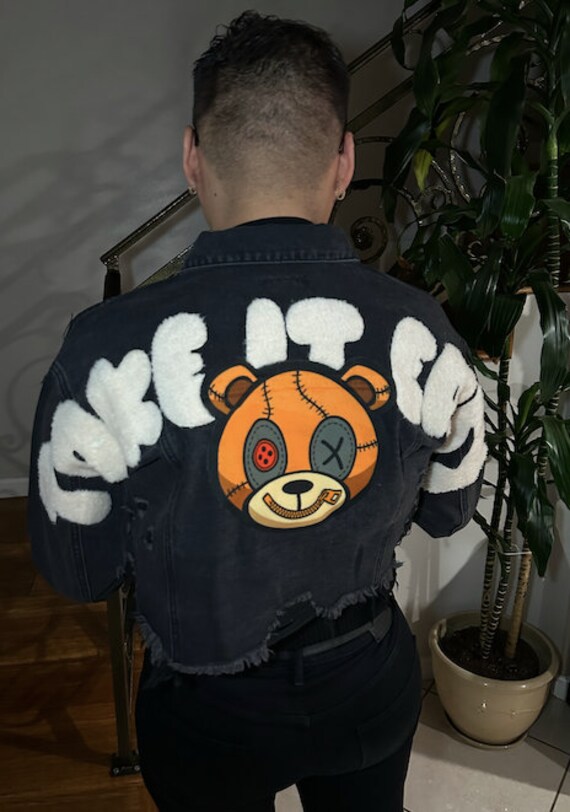 Gucci jean jacket bear deals