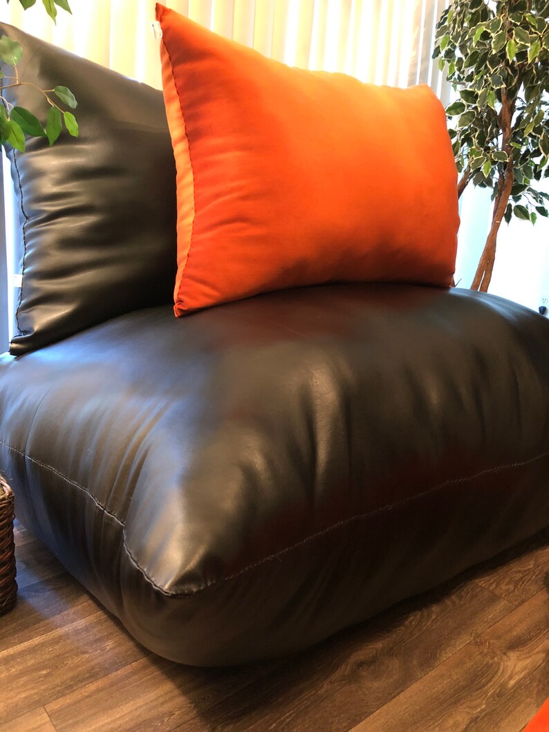 Stort set med golvkuddar (102,5 x 102,5 cm och 142,5 x 142,5 cm) bild 7