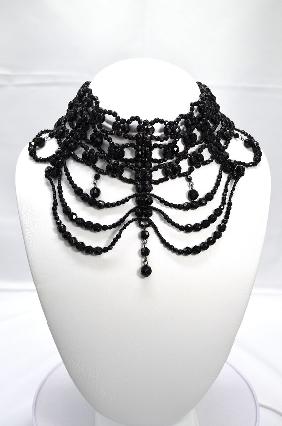 VINTAGE VICTORIAN STYLE Beautiful Black Beaded "La