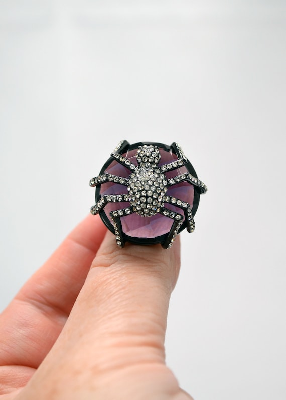 Spunky Sparkly Spider Ring - image 2