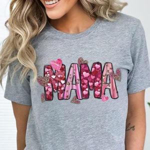 Valentine Mama T-Shirt Valentine&#39;s Day Shirt for Moms Valentines Gift for Mama Mother&#39;s Day Tee Love Mama Retro Shirt Gift for Wife