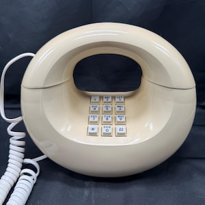 Vintage White Western Electric Touchtone Retro 1970's Donut Phone