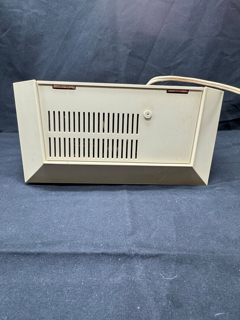 Rectangular Radio Vintage RCA Solid State Radio Model RZA 202B Works/clean - Etsy